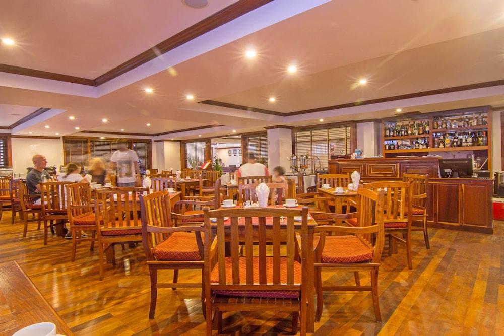 Cheathata Cta Hotel Сием Реап Екстериор снимка