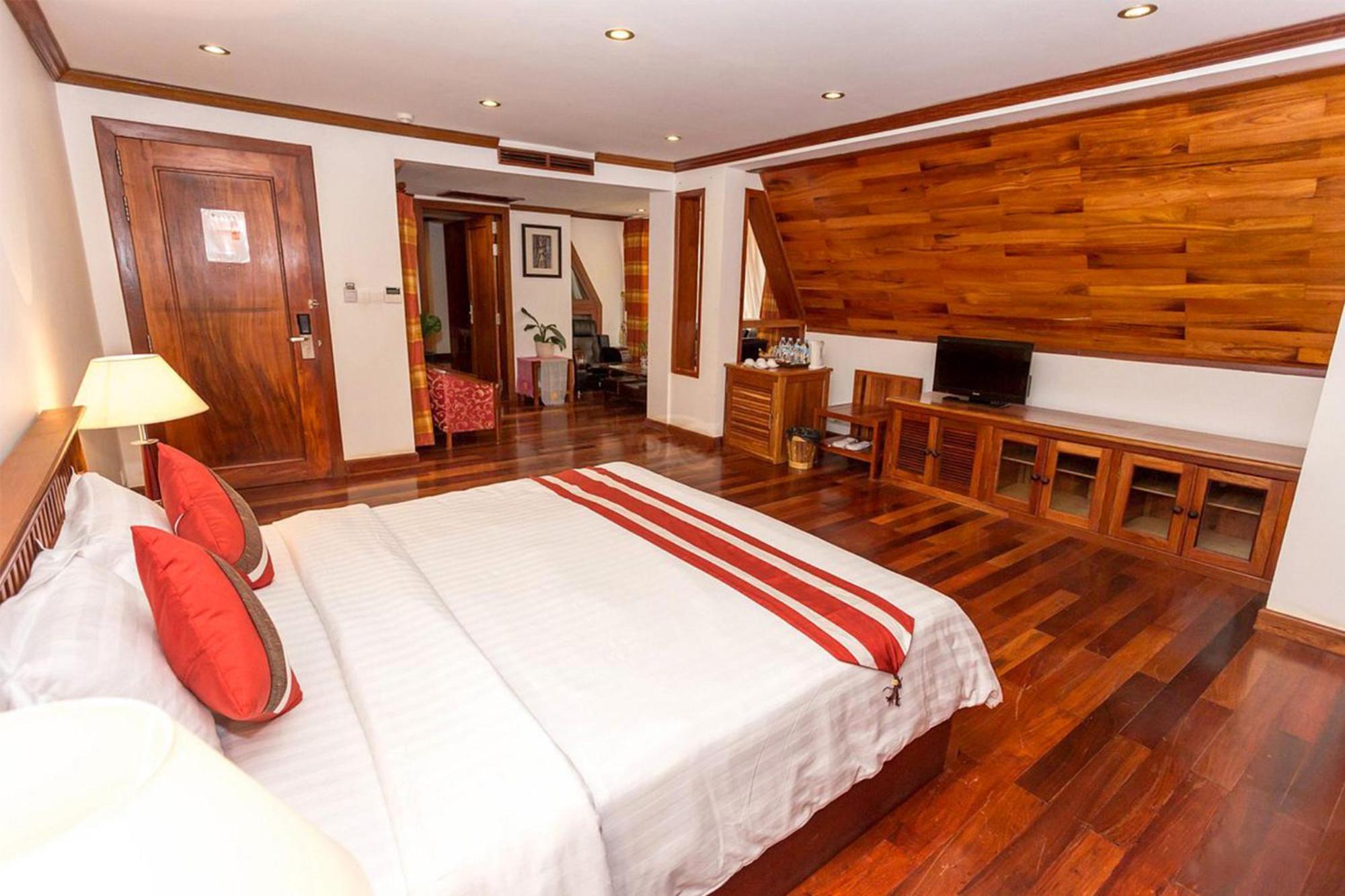 Cheathata Cta Hotel Сием Реап Екстериор снимка
