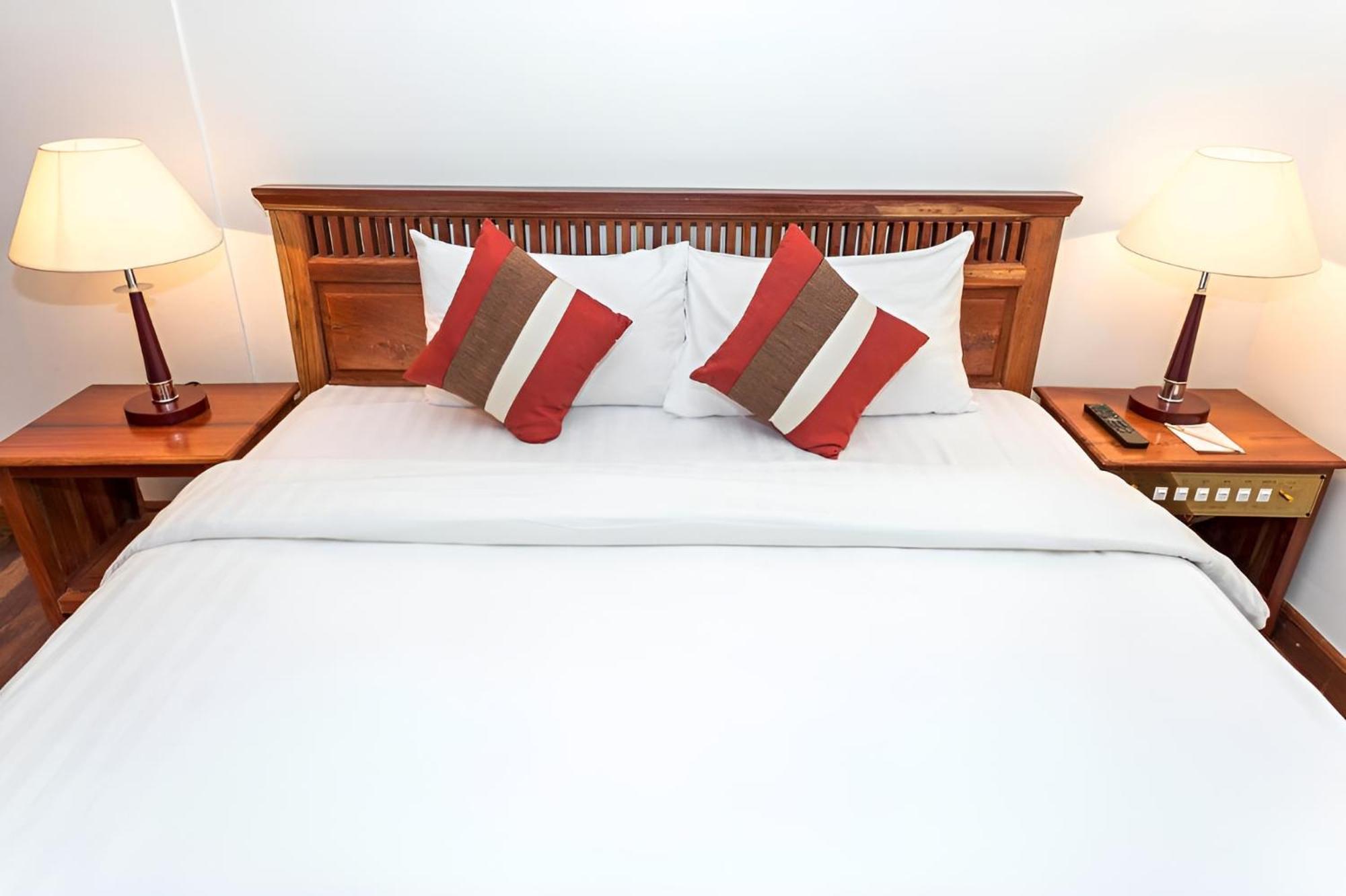 Cheathata Cta Hotel Сием Реап Екстериор снимка